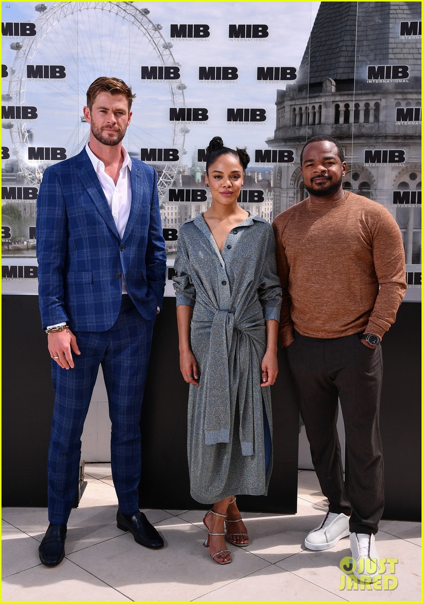Chris Hemsworth & Tessa Thompson Team Up for 'Men in Black