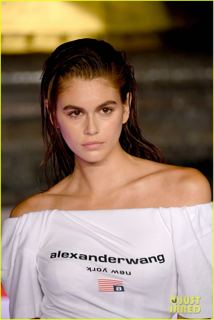Kendall Jenner & Kaia Gerber Hit the Runway for Alexander Wang