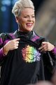 pink fan gives birth to baby girl during opening number at liverpool concert 16