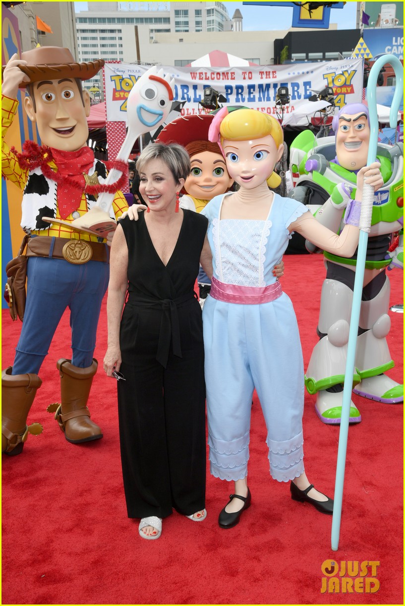 nike air max 270 womens vintage wine