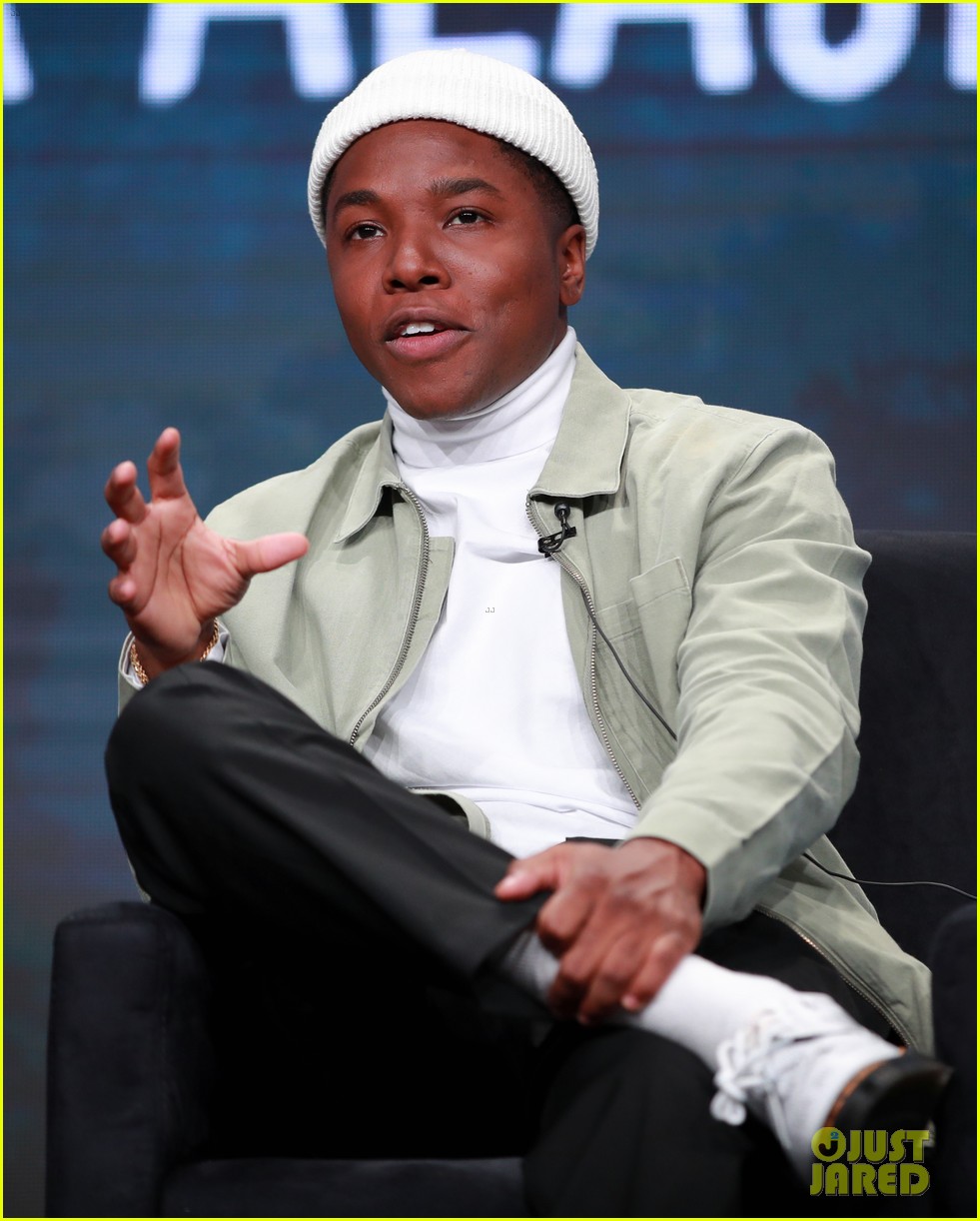 'Looking For Alaska' Debuts First Teaser Trailer Watch Now! Photo