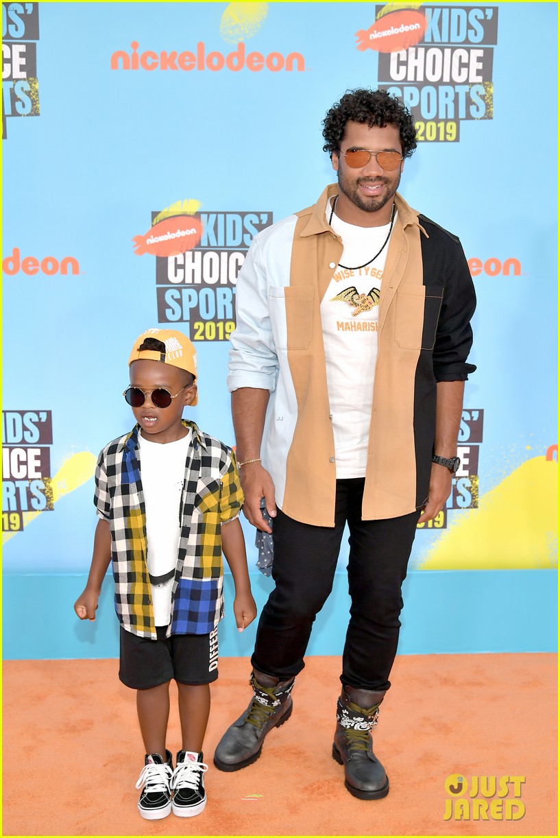 Ciara & Russell Wilson Bring Kids Future & Sienna to Kids' Choice