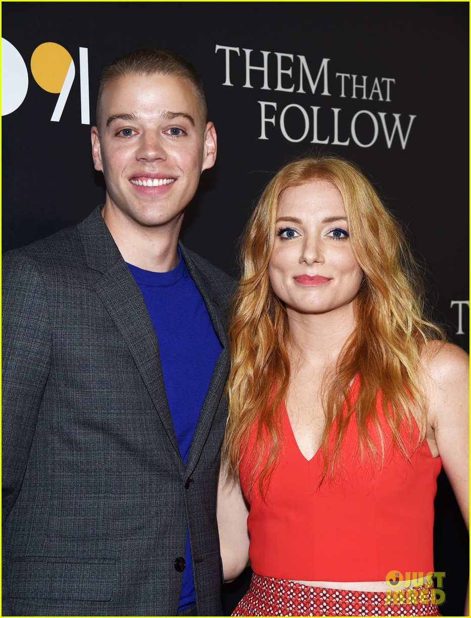 Kaitlyn Dever & Alice Englert Premiere 'Them That Follow' in L.A