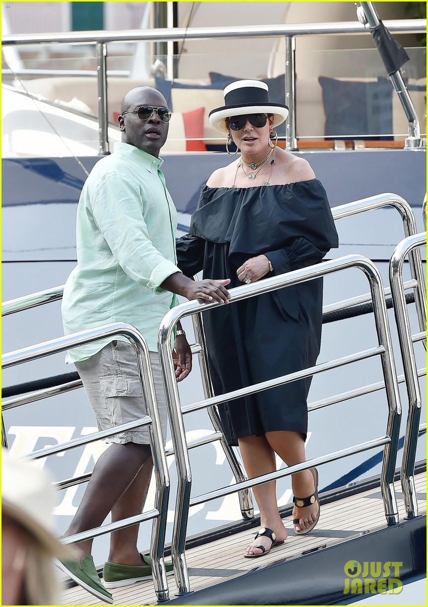Photo: kris jenner corey gamble board a yacht in italy 03 | Photo