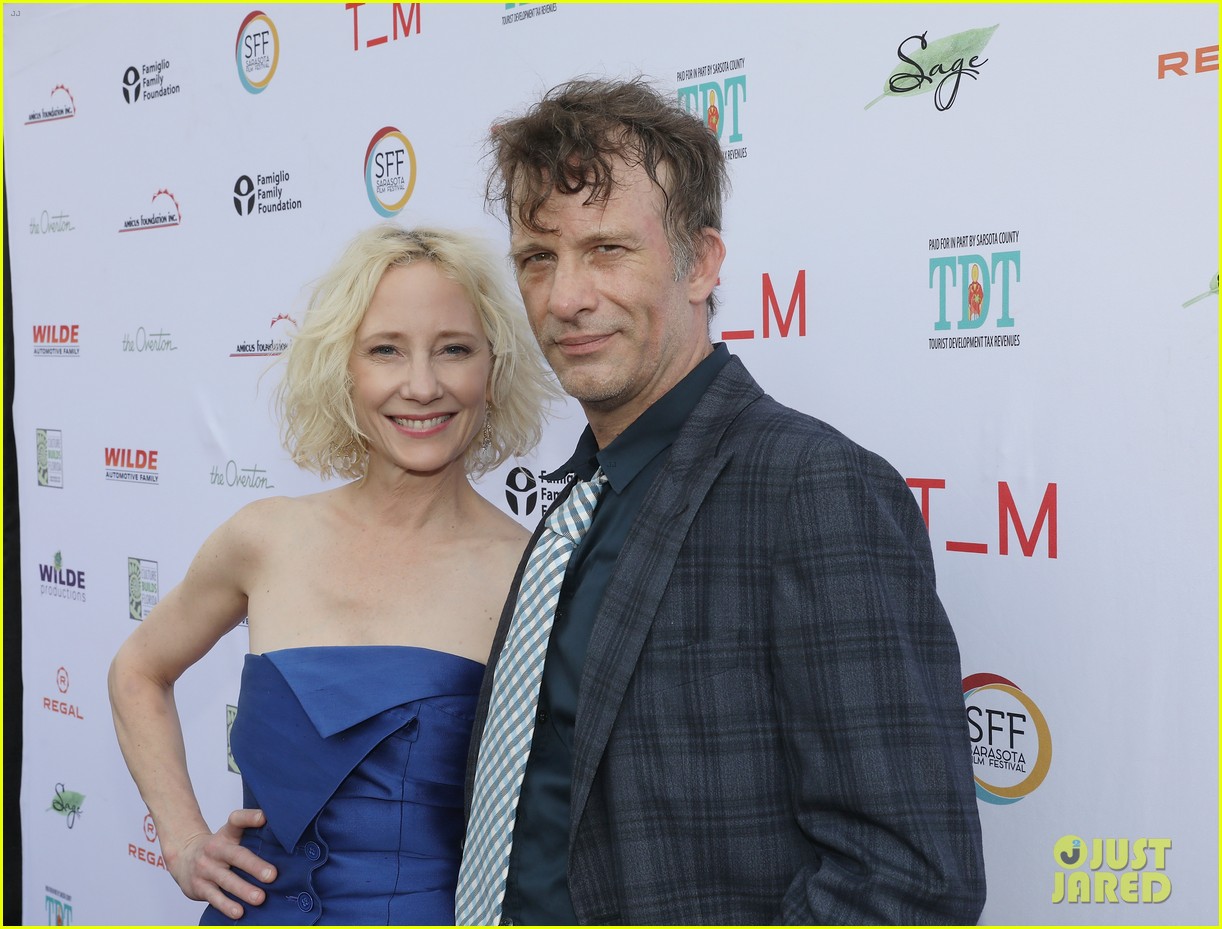 Anne Heche & Thomas Jane Are 'Definitely in Love,' Source Says Photo