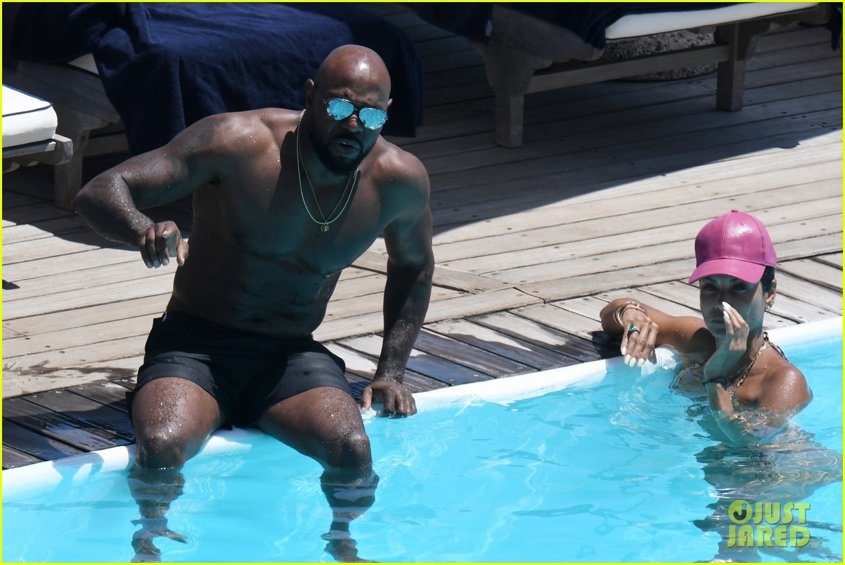 Nicole Murphy & Director Antoine Fuqua Spotted Kissing at the Pool in