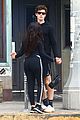 shawn mendes camila cabello hold hands sunday brunch 05