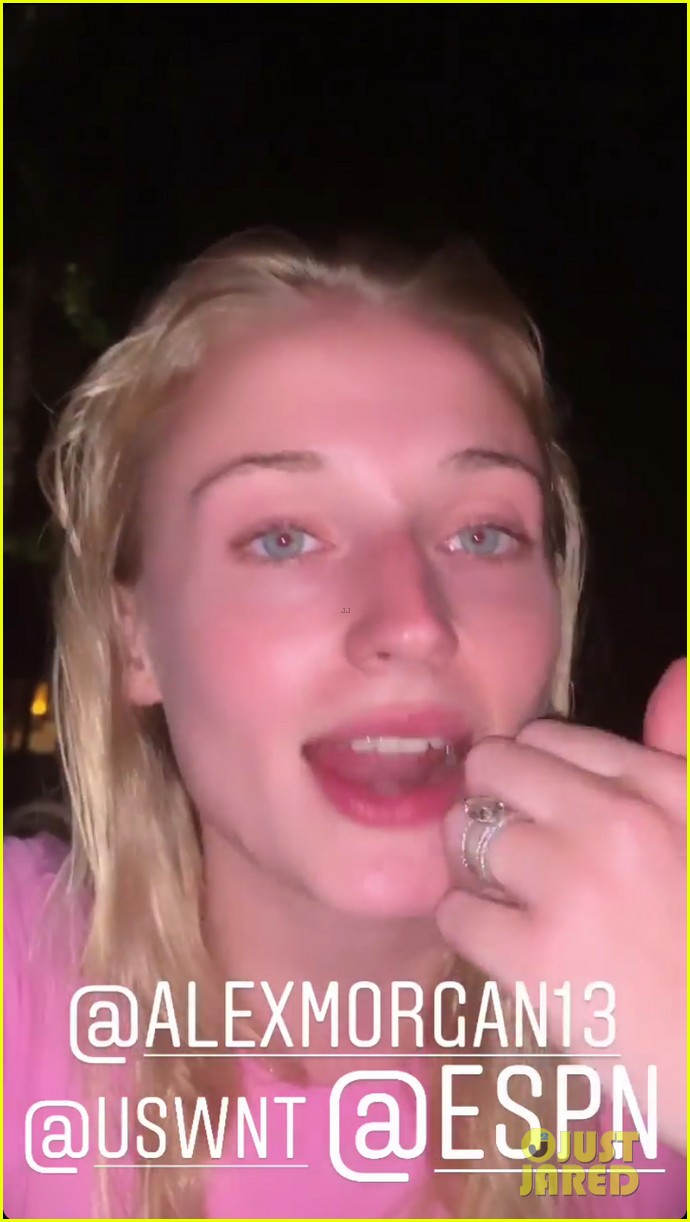 Sophie Turner Gives First Look at Her Incredible Wedding Ring Photo