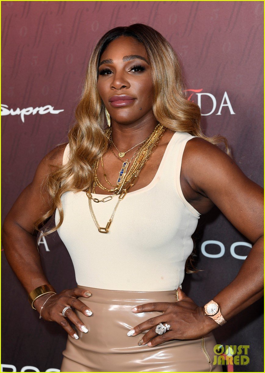 Serena Williams beats Wozniaki to take sixth US Open