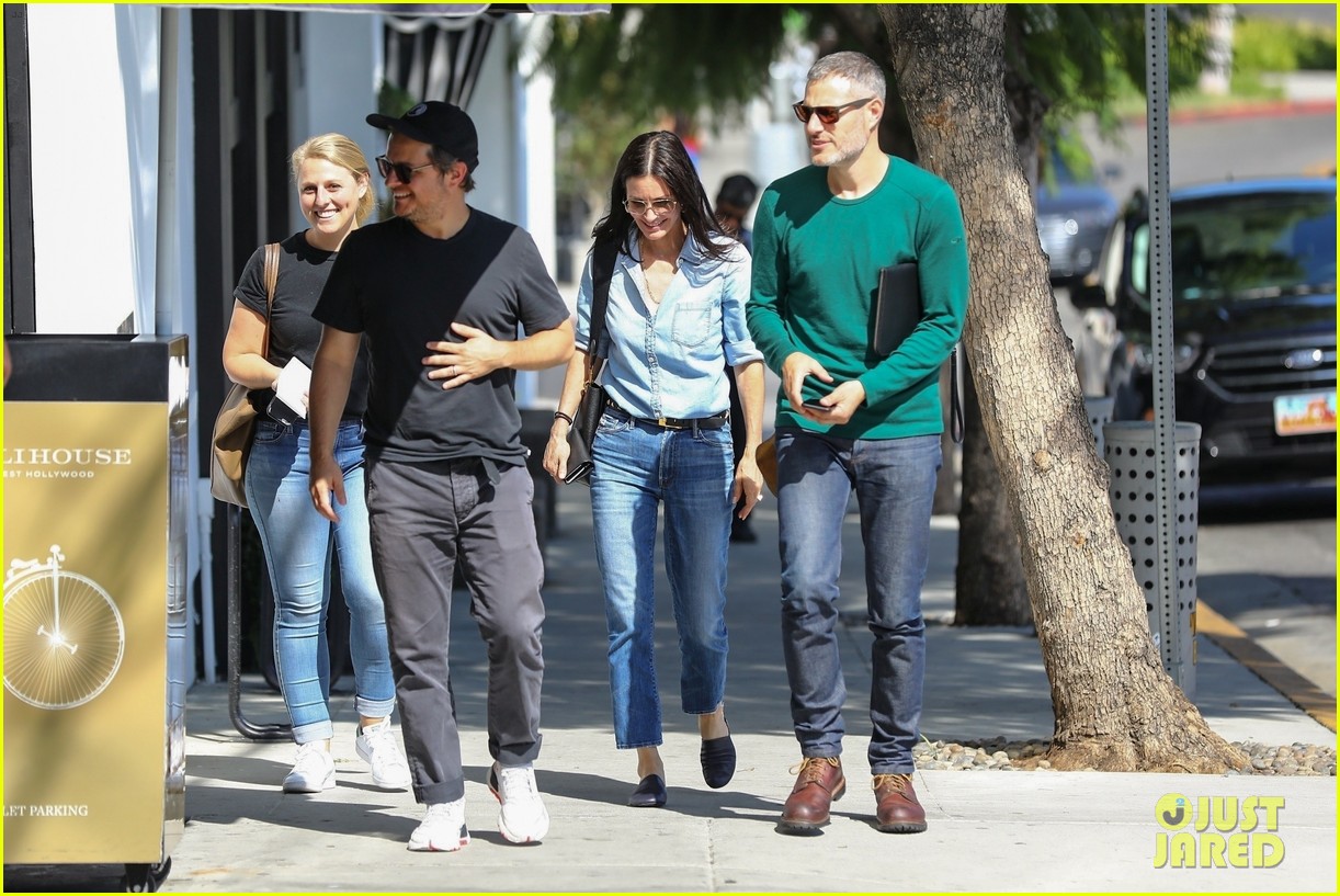 Courteney Cox Rocks Denim-on-Denim While Out With Friends: Photo
