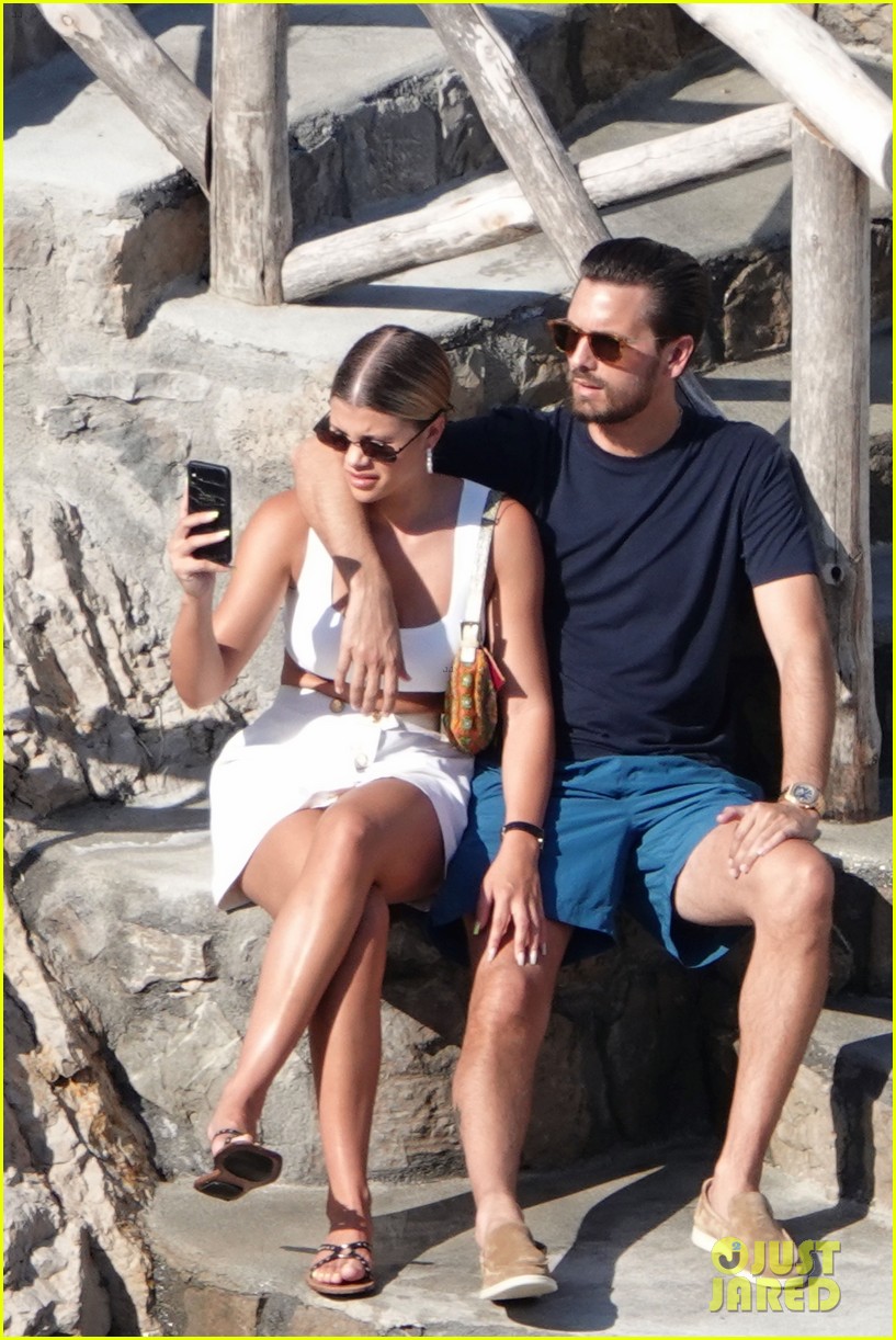 Scott Disick & Sofia Richie Cozy Up on the Beach in Italy Photo