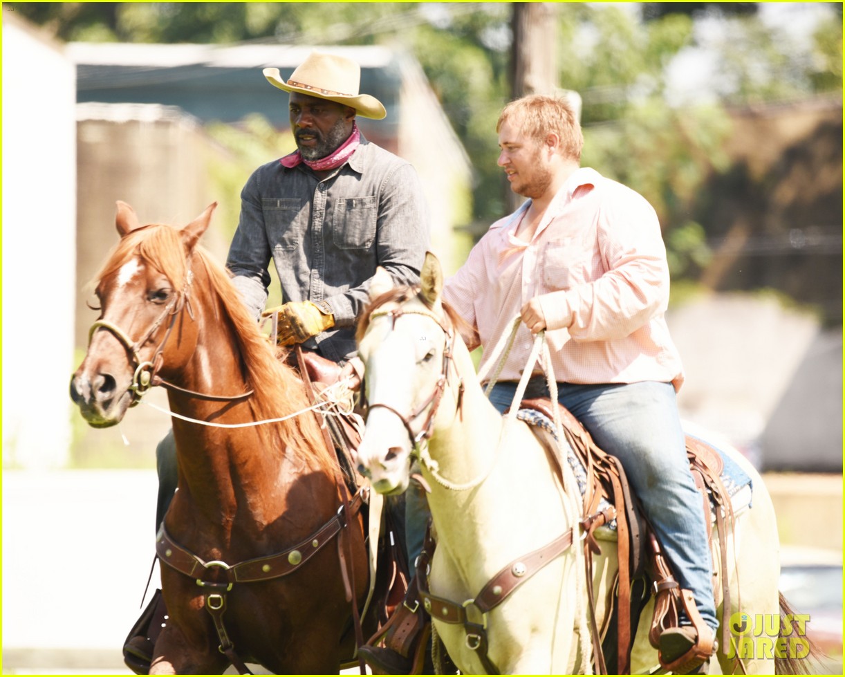 Idris Elba Rides a Horse for 'Concrete Cowboys' Filming Photo 4332508