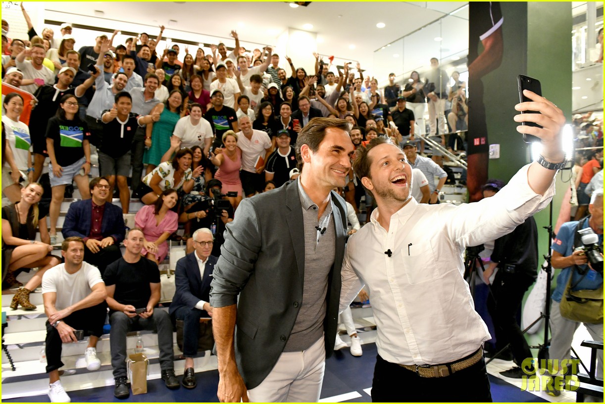 roger federer collection uniqlo