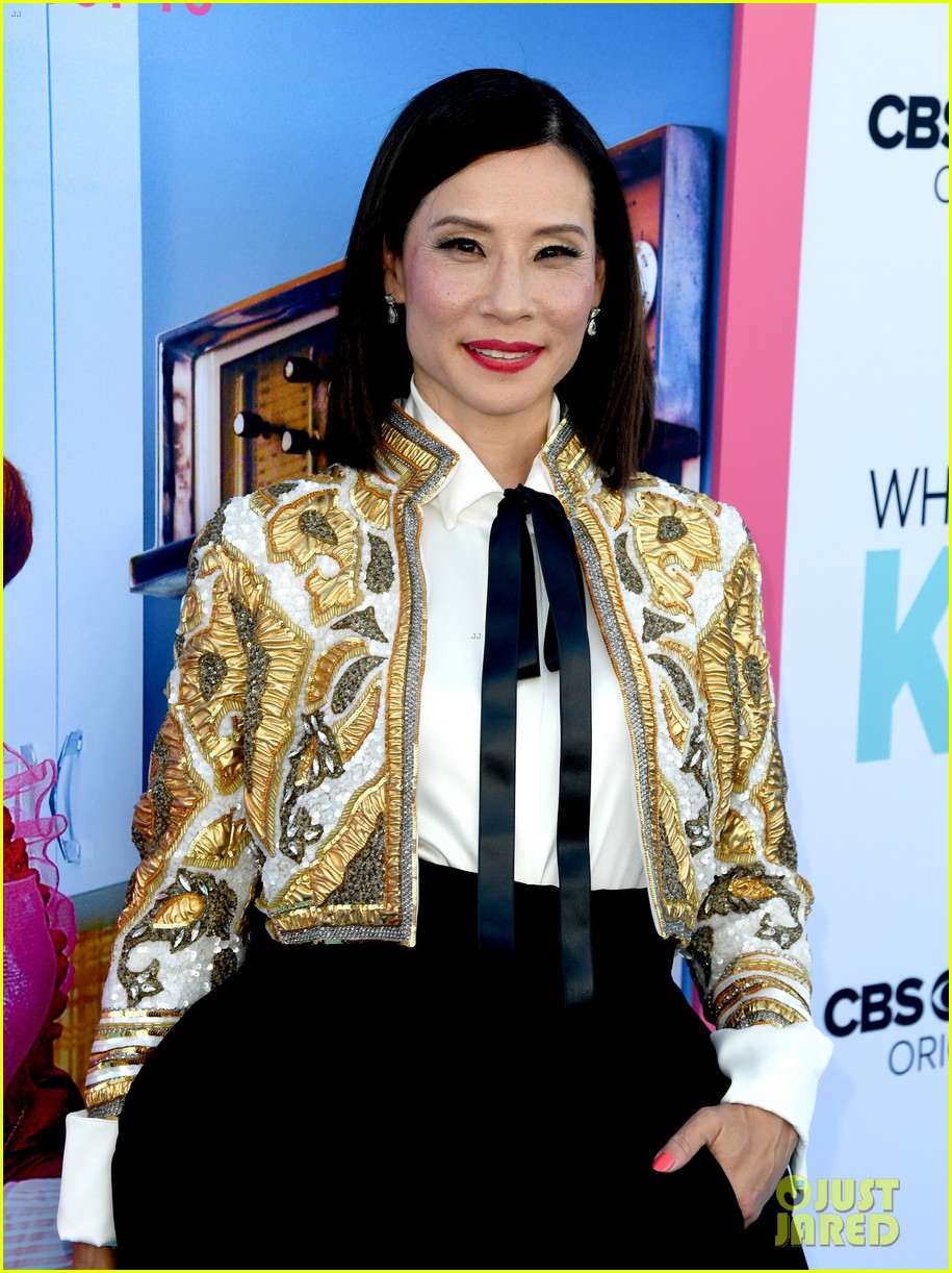 Photo ginnifer goodwin lucy liu why women kill cast celebrate premiere