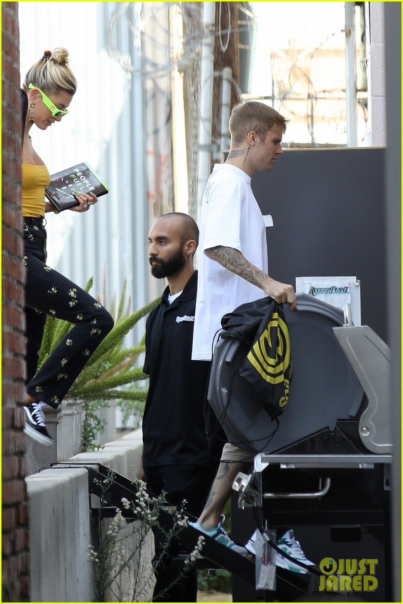 Justin & Hailey Bieber Hold Hands After Church Service Photo 4342058