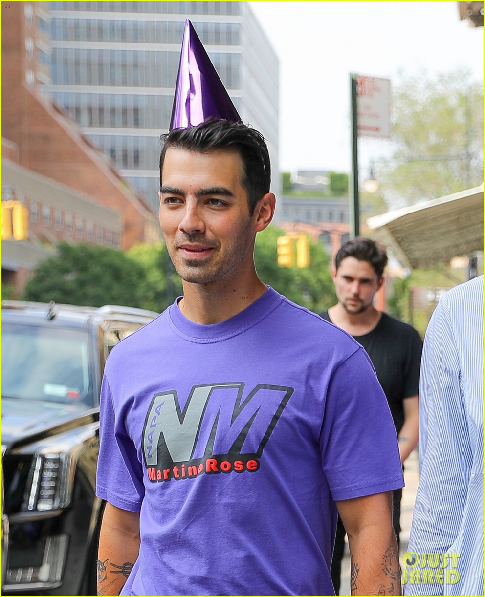 Joe Jonas & Sophie Turner Wear Party Hats at Birthday Lunch in New York