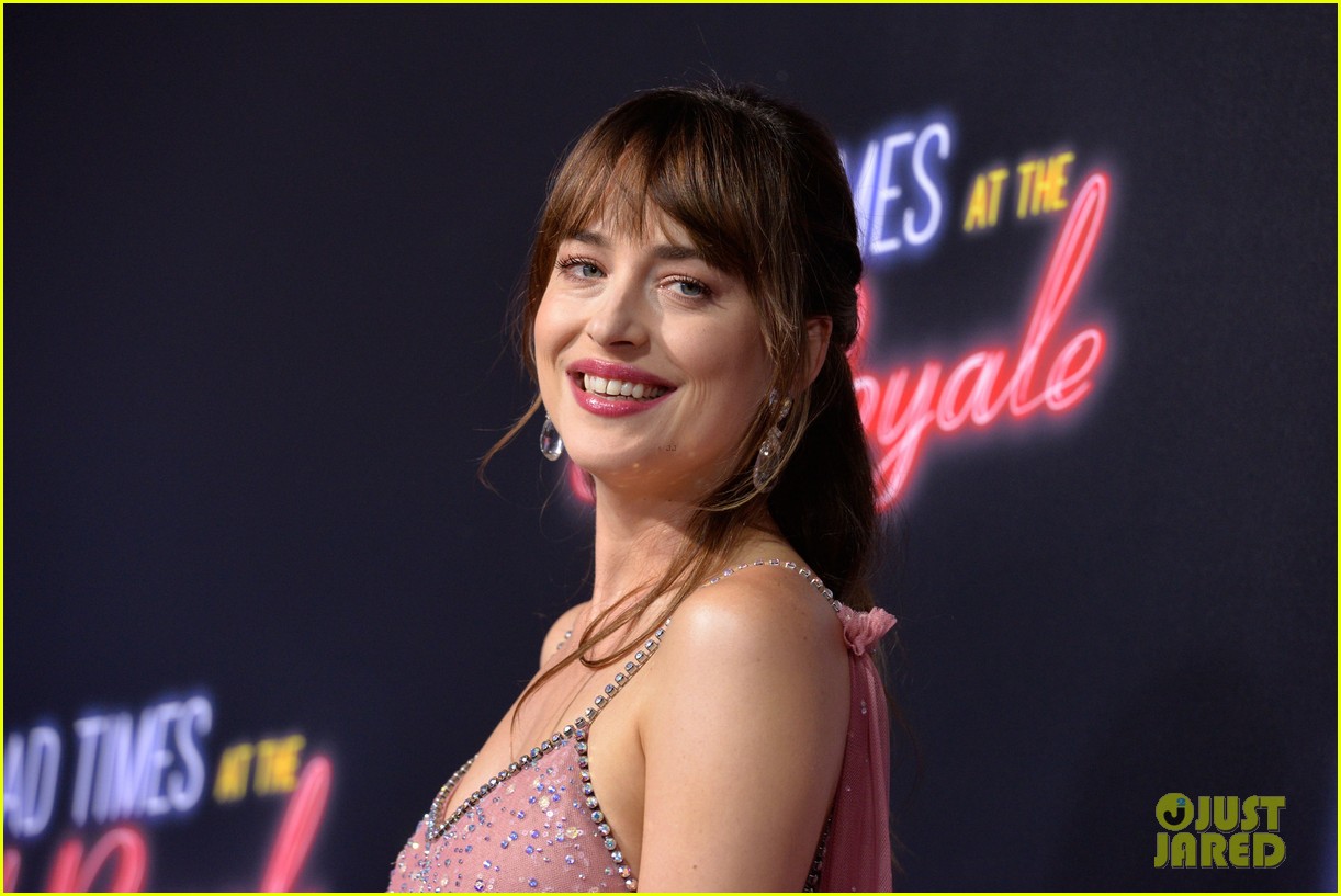 Dakota Johnson Appears to Have Closed the Gap in Her Teeth Photo