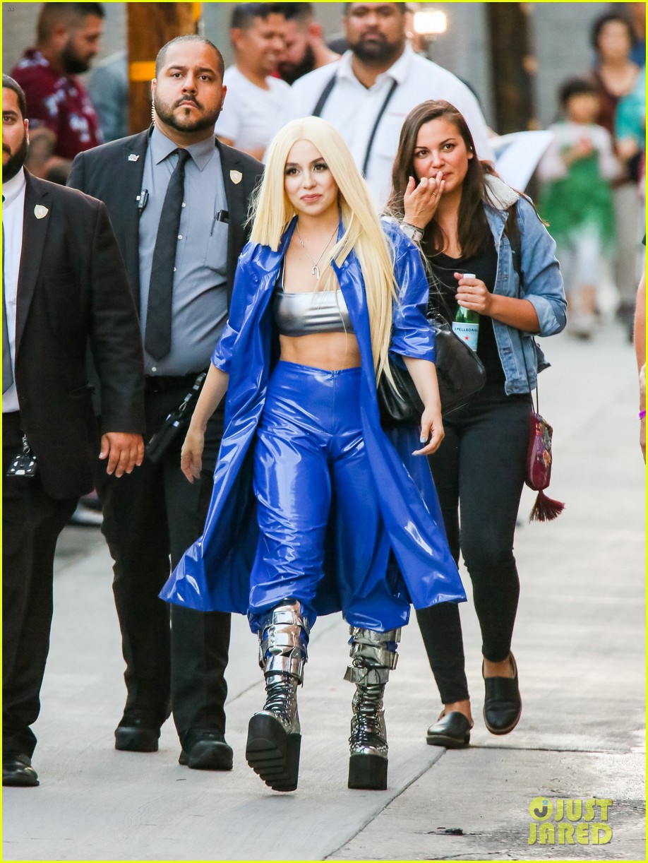 Ava Max Performs 'So Am I' on 'Jimmy Kimmel Live' - Wat...