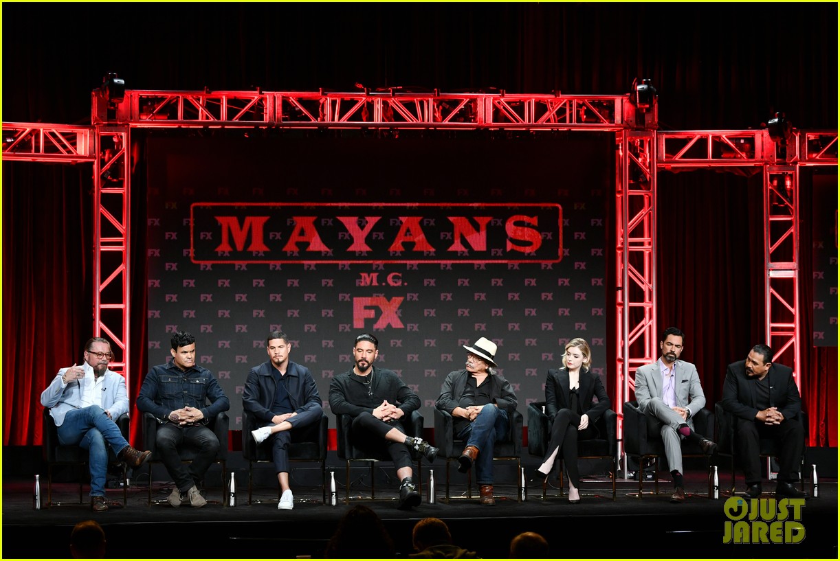 Photo: mayans mc cast crew defend show violence at summer tcas 09