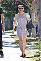 emma roberts rocks a week full fo super chic outfits 05