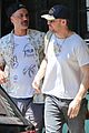 ryan gosling meets up with director for lunch 04