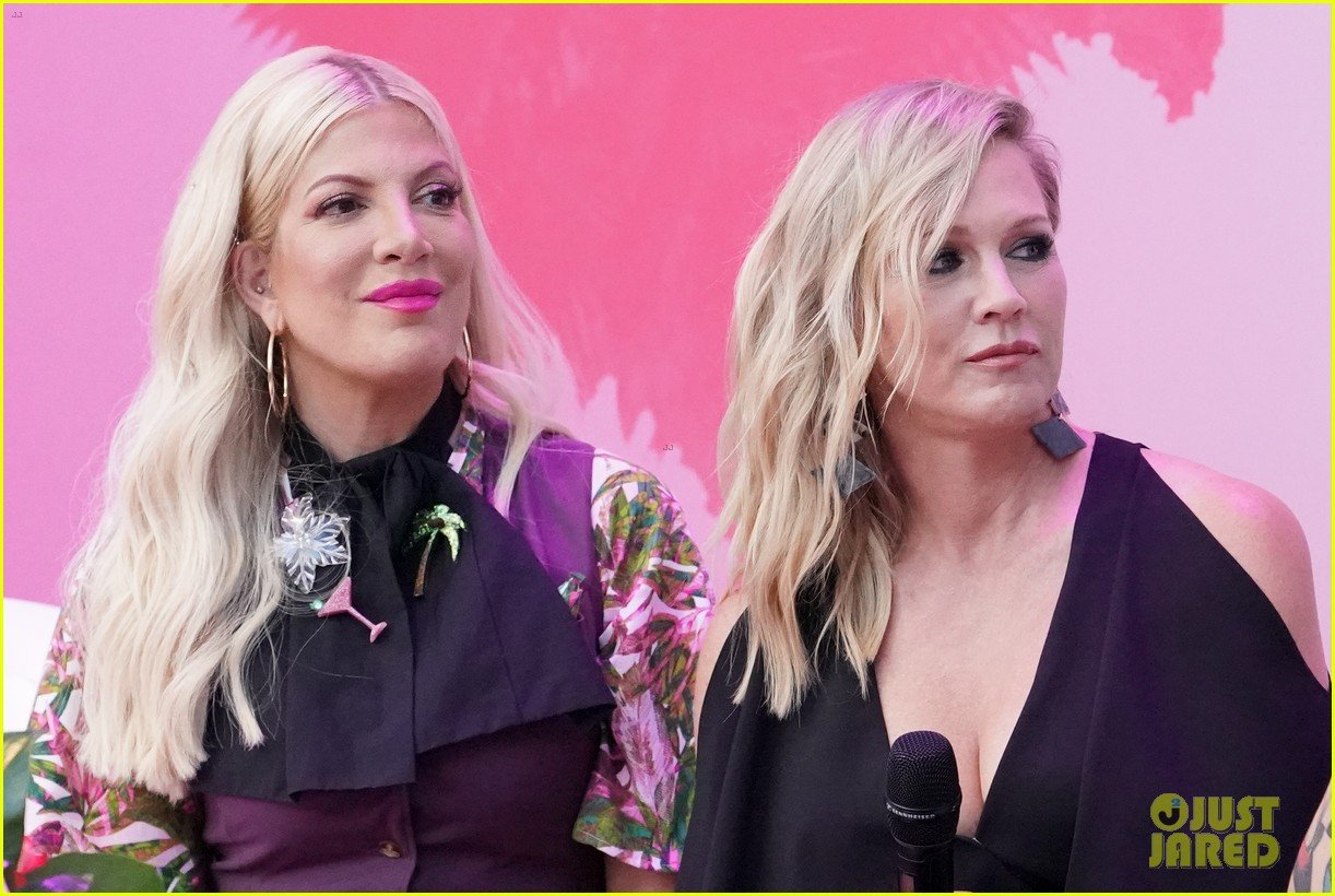 Tori Spelling & Jennie Garth Host 'Beverly Hills, 90210' Costume