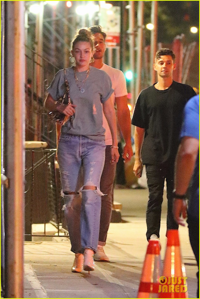 Gigi Hadid Enjoys a Night Out with Tyler Cameron in NYC! Photo 4335521