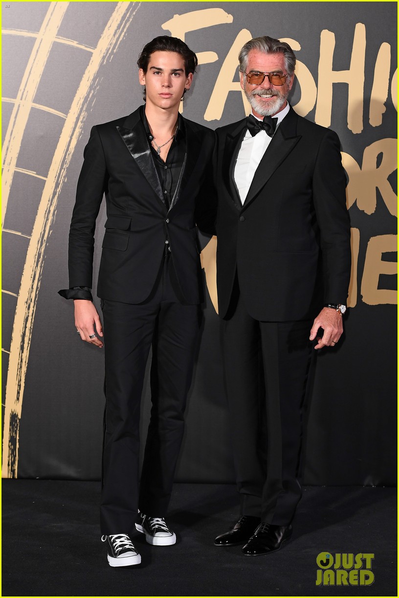 Luke Evans, Billy Porter, & More Step Out for Naomi Campbell's Fashion for Relief 2019! Photo