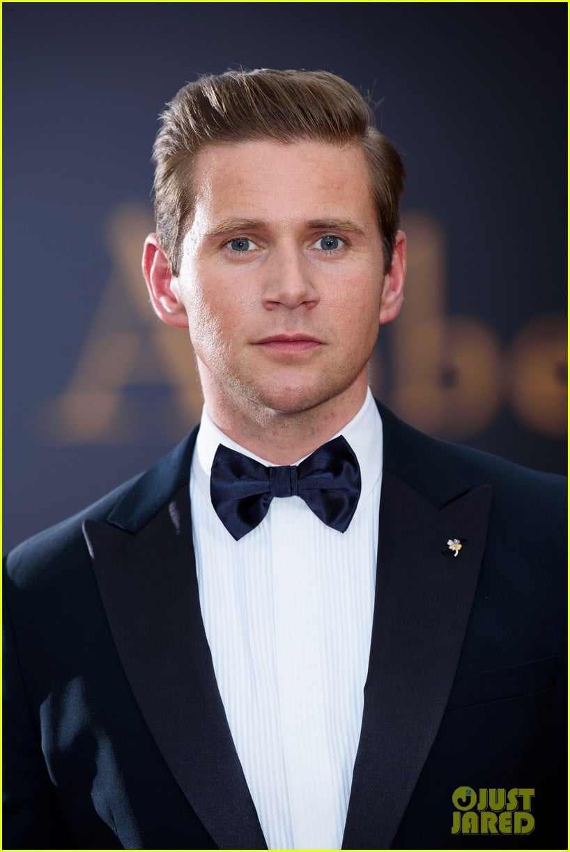 downton abbey premiere tickets