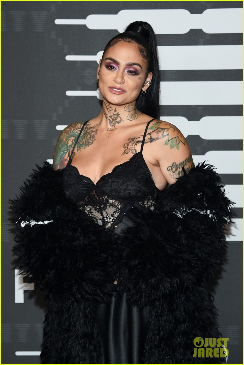 Exes Halsey G Eazy Both Stepped Out For Rihanna S Savage X Fenty Nyfw Show Photo 19 New York Fashion Week September Big Sean Diplo Dj Khalid G Eazy Halsey Kehlani Migos