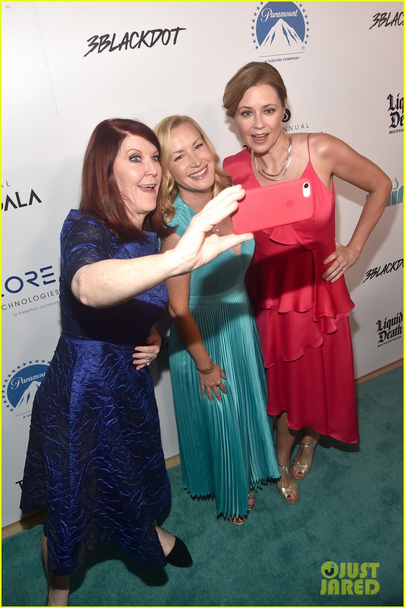 'The Office' Stars Jenna Fischer, Angela Kinsey, & Kate Flannery(02)
