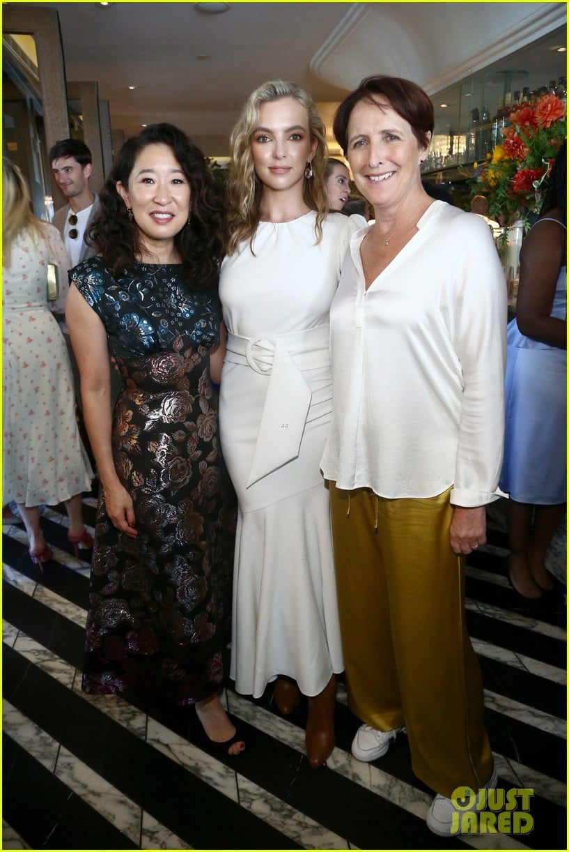 sandra oh jodie comer arrive in style for bafta tea party 124356980