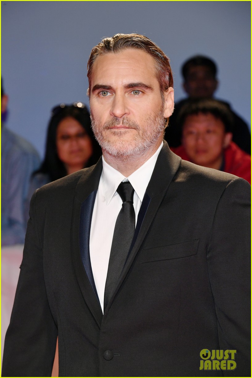 joaquin phoenix joker premiere