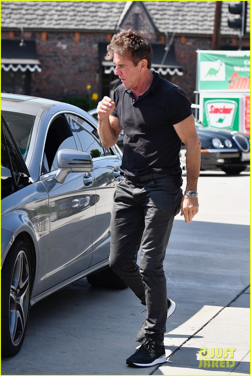 Dennis Quaid Is Still Looking Ripped at 65!: Photo 4355562 | Dennis