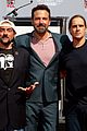 ben affleck supports kevin smith jason mewes hands footprint ceremony 02