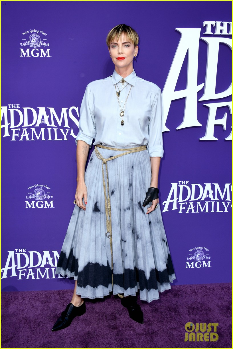 Christina Aguilera Channels Morticia at 'The Addams Family' Premiere