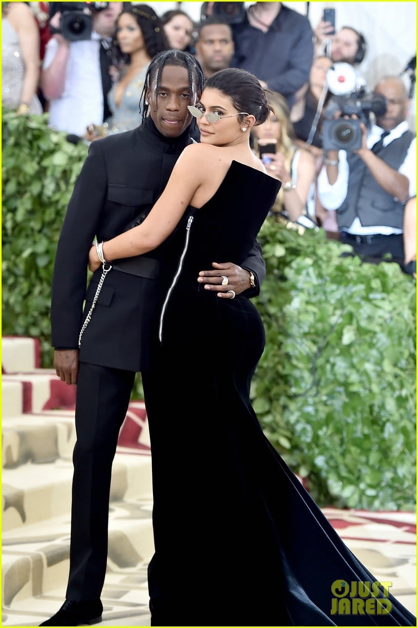 Why Did Kylie Jenner & Travis Scott Break Up? 'There Were Several