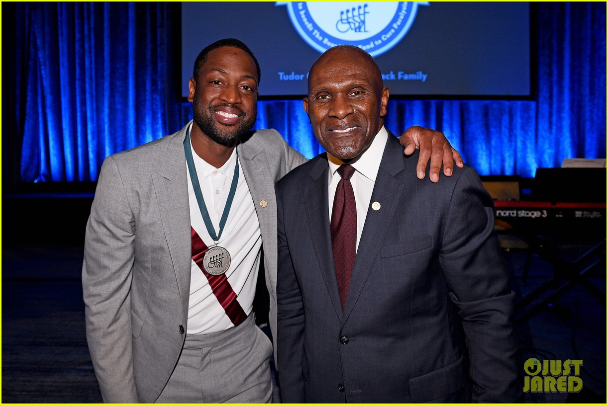 dwyane wade and lindsey vonn team up for great sports legends dinner paralysis 344367624