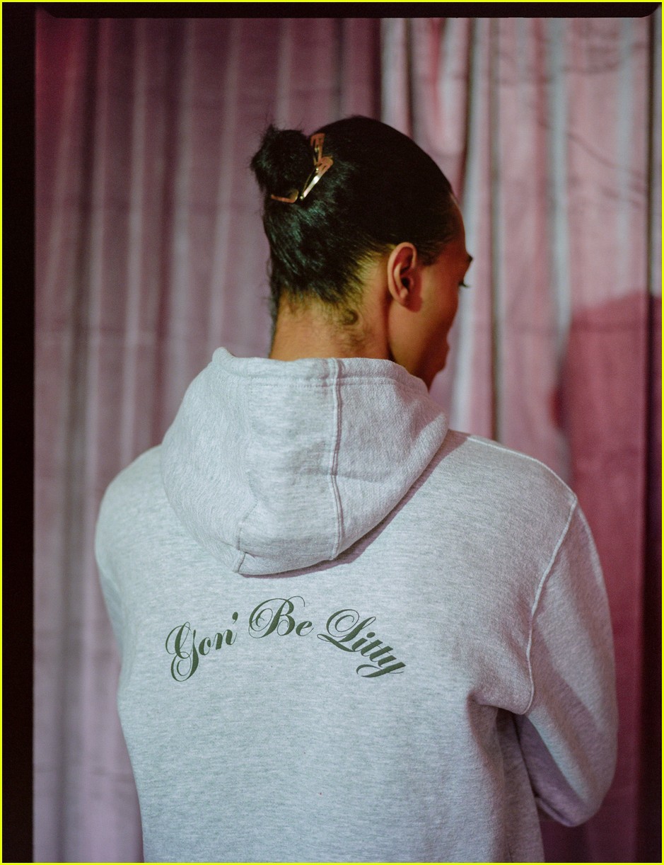 Photo: beyonce reveals her holiday merch collection 14 | Photo 4395269