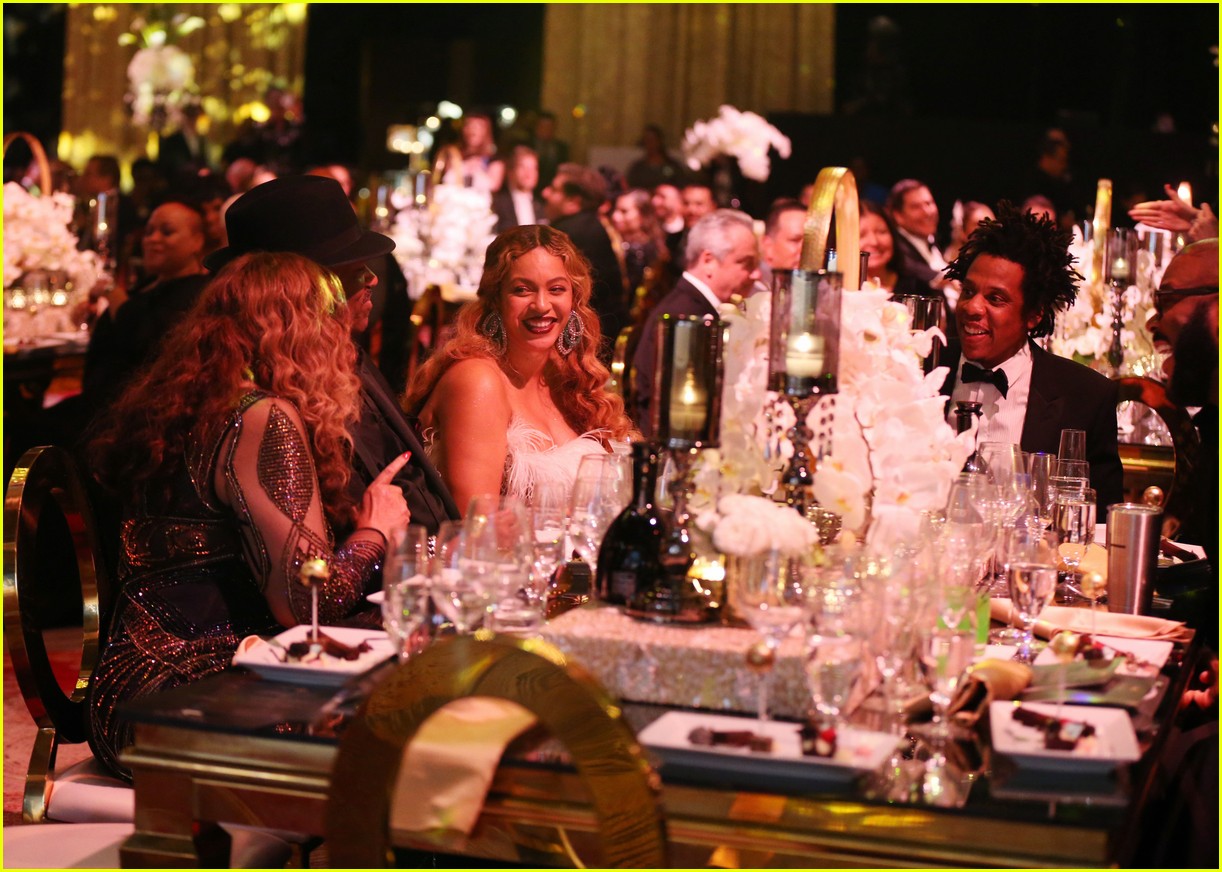 Beyonce Supports JayZ at Inaugural Shawn Carter Foundation Gala Photo