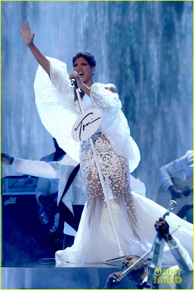 Photo: toni braxton american music awards 2019 22 | Photo 4393465