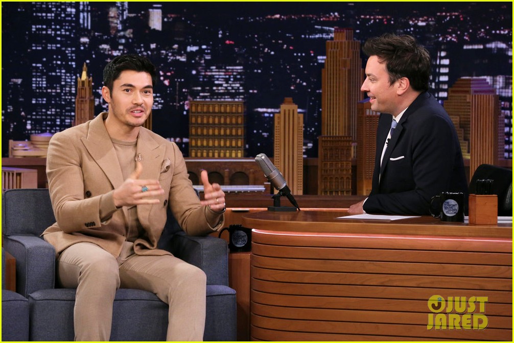 henry golding says being james bond would be most iconic role possible 014383696