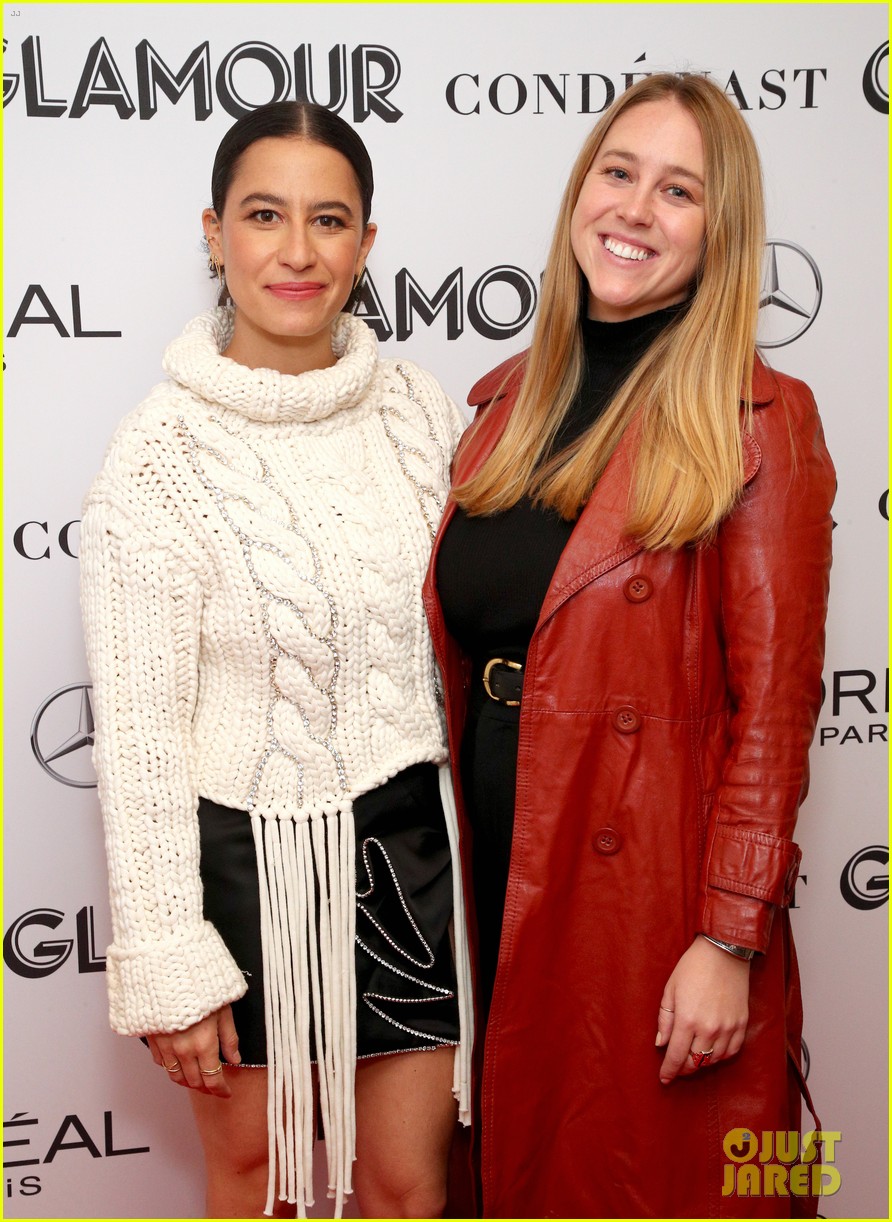 Photo: jameela jamil ilana glazer team up at glamour women of the year