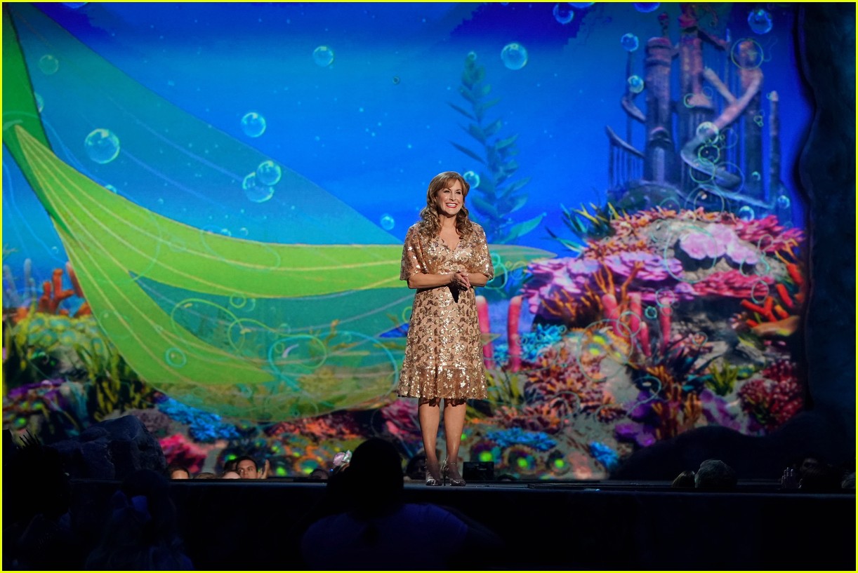 The Little Mermaid's Original Ariel Jodi Benson Makes Surprise(01)