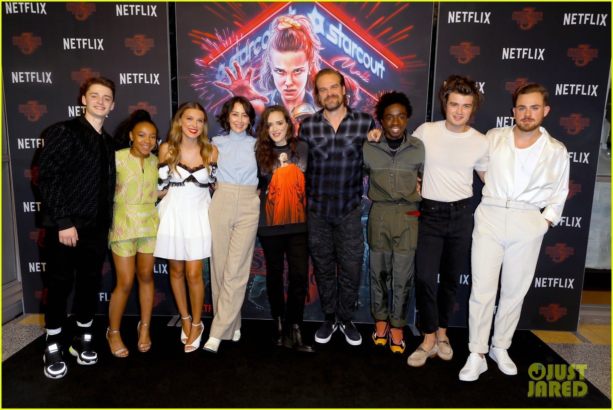 Cast Talk All Things Upside Down at Special Screening. stranger things cast talk...
