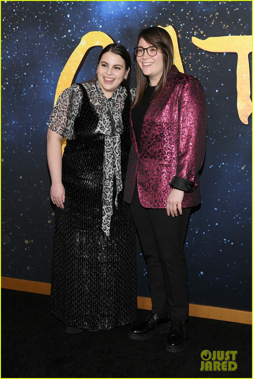 Beanie Feldstein & Girlfriend Bonnie Chance Roberts Make Red Carpet