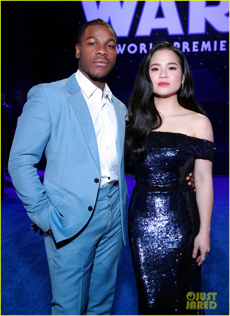 John Boyega & Kelly Marie Tran Reunite at 'Star Wars' Premiere After He