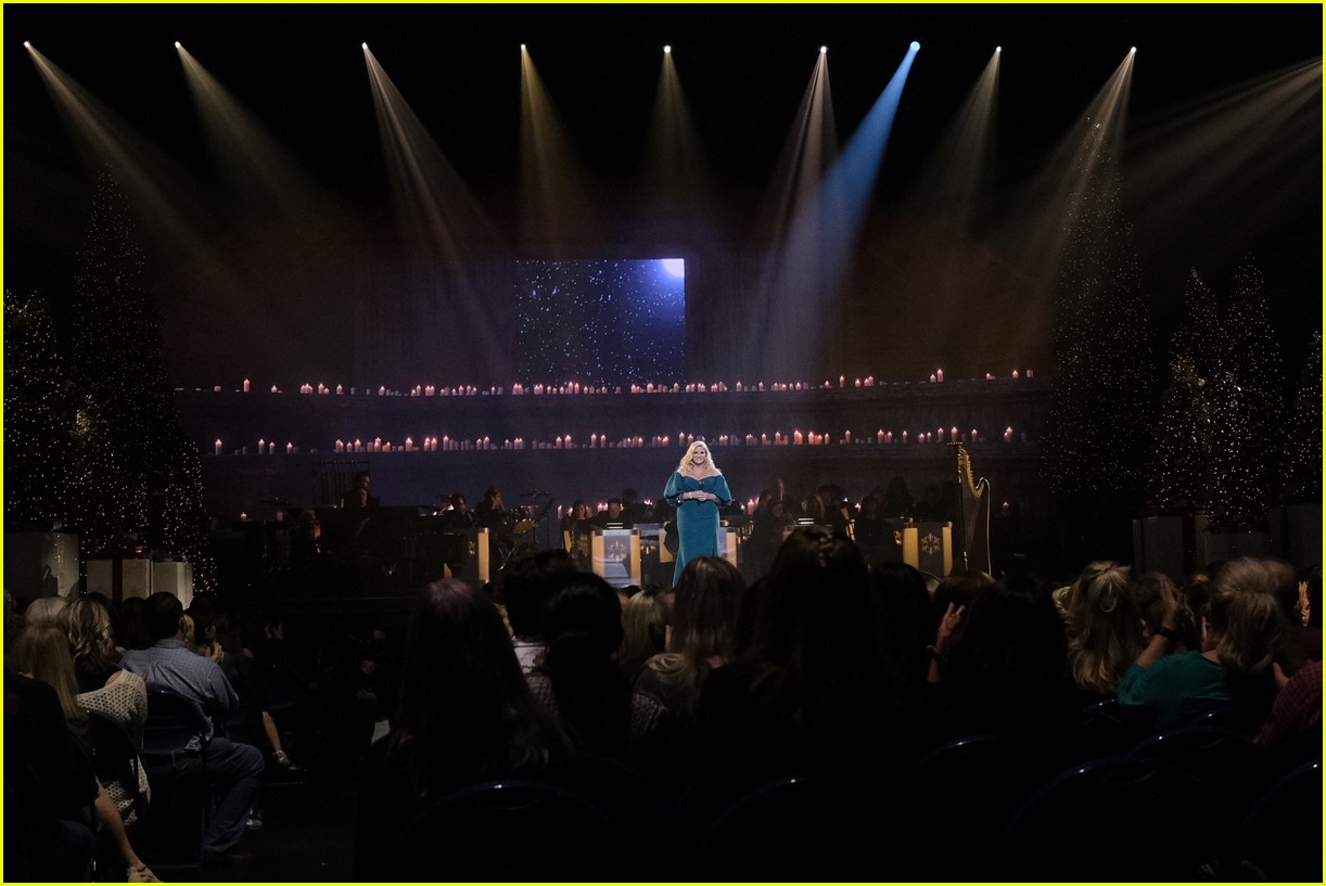 CMA Country Christmas Performers & Celeb Guests Revealed! Photo