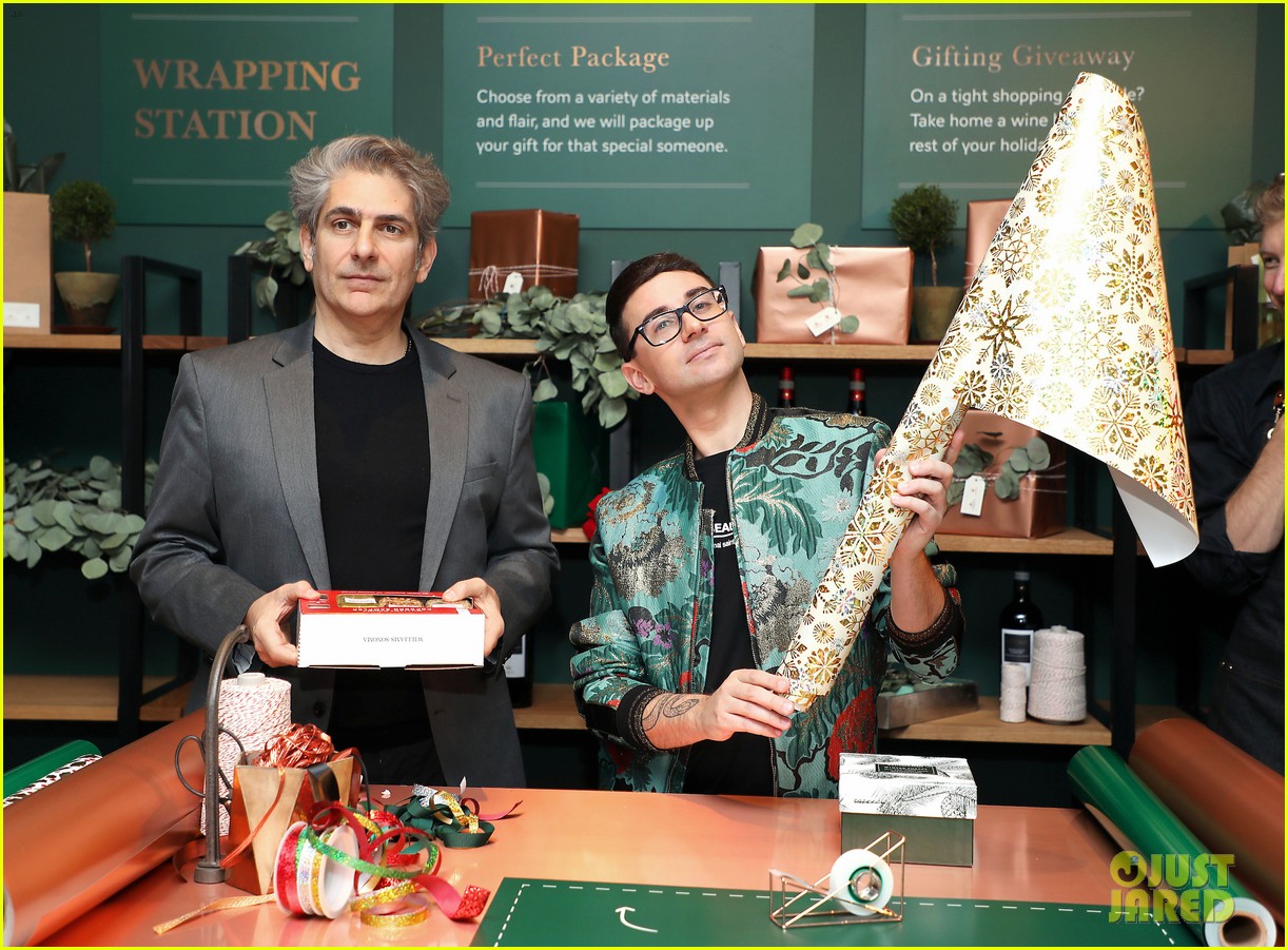 katie holmes brings holiday cheer at frederick wildman wines wrappy hour 154403750