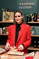 katie holmes brings holiday cheer at frederick wildman wines wrappy hour 14